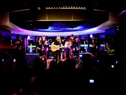 Taylor Swift en concert privé NRJ