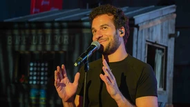 Amir à cœur ouvert dans son nouvel album « C Amir »