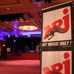 NRJ Sessions Christophe Mae - Tour Eiffel Mai 2010