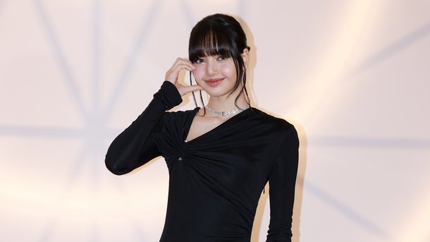 Lisa des BLACKPINK confirme son retour en musique et en solo