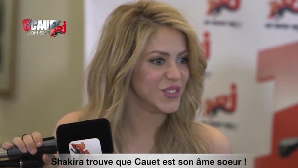 Shakira trouve que Cauet est son âme soeur