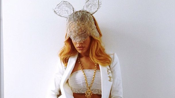 Rihanna à Paris : une journée chez Chanel !