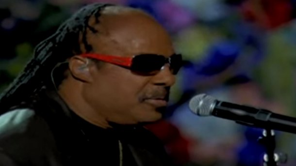 Stevie Wonder - Never Dreamed You'd Leave in Summer