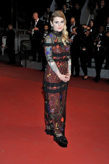 Cœur de Pirate : 100 % chic sur tapis rouge en 2016