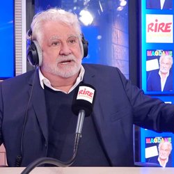 image Roland Magdane et sa moustache