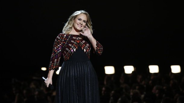Adele : pourquoi sa chanson "Skyfall" est-elle parfaite pour James Bond ?