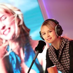 Angèle en direct NRJ Radio Stream