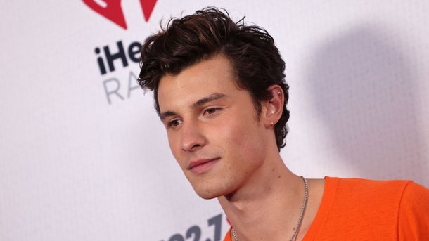 Shawn Mendes reporte sa tournée et évoque sa santé mentale