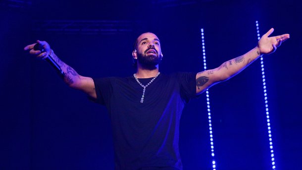 Drake annonce la date de sortie de son album « For All The Dogs »