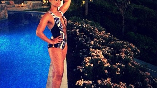 Alicia Keys : sublime en maillot de bain !