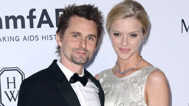 Matt Bellamy présente sa nouvelle petite amie !