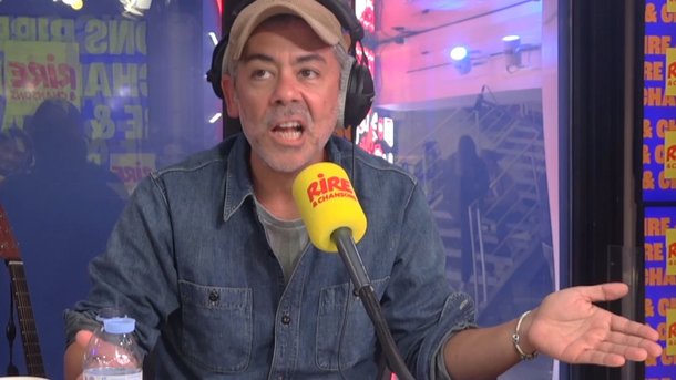 Reformation du groupe Oasis :  Manu Payet raconte la conversation , à ce propos, entre deux types, plutôt éméchés !