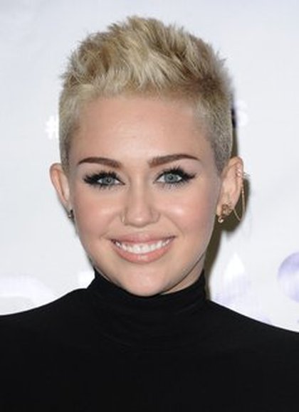 Miley Cyrus - coiffures