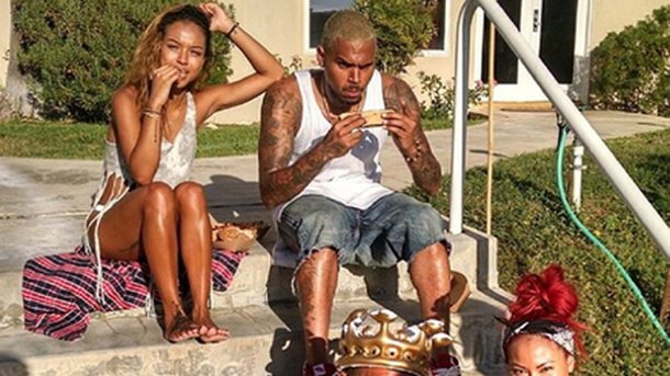 Chris Brown : de retour avec Karrueche Tran !