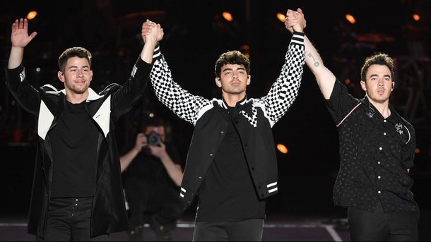 Jonas Brothers: leur carrière en 3 titres incontournables