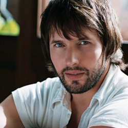 James Blunt -MainPubLarge- 