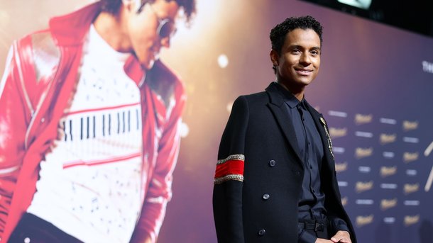 "J'ai énormément appris sur mon oncle" : Jaafar Jackson se confie sur les coulisses du biopic "Michael"