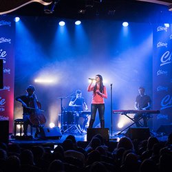 Concert Pop Love - Marina Kaye