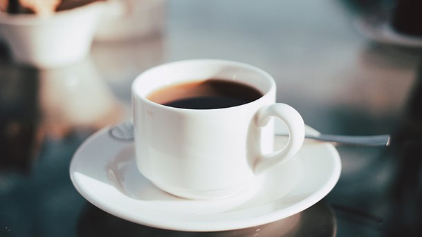 Les infos du Réveil Chérie : Arrêter le café après 14h prévient des insomnies