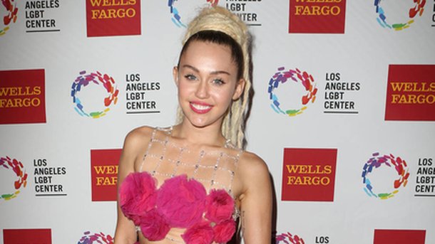 Miley Cyrus en pleurs dans «The Voice!