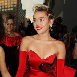 Miley Cyrus @ Gala de l’amfAR