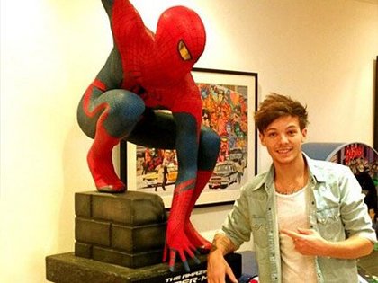 Louis Tomlinson et Spiderman