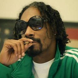 Snoop Dogg: en studio pour son nouvel album "Reincarnated"