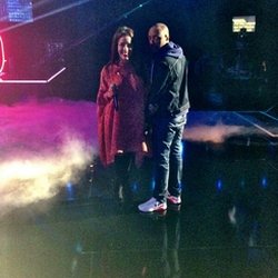 Amel Bent ‏: Ma #teamel, aujourd'hui j'ai enregistré une émission sur #tf1 avec @Sopranopsy4 #quandlamusiqueestbonne 