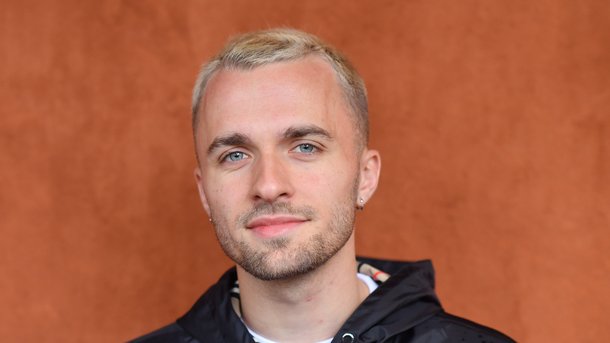 Squeezie papa : « Je vais avoir 27 ans, laissez-moi avec ça »