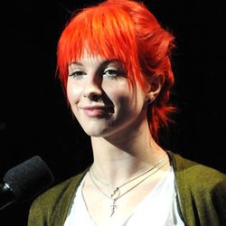 Hayley Williams fait un cadeau à ses fans