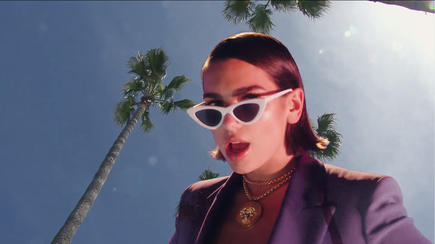 Calvin Harris ft. Dua Lipa - One Kiss