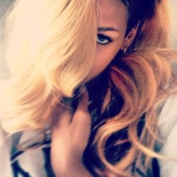 Rihanna: je me suis réveillée avec une nouvelle...vague