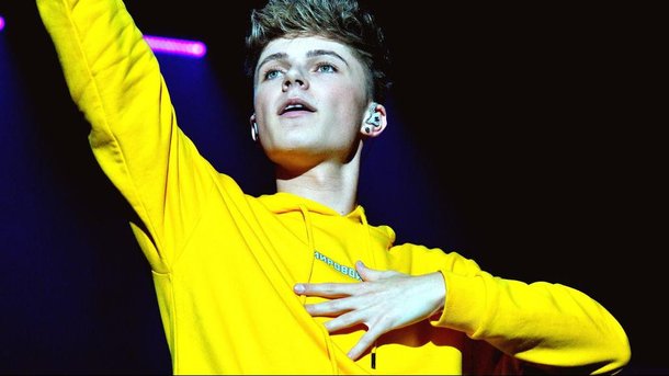 HRVY: que signifient les paroles du hit "I Won't Let You Down"?