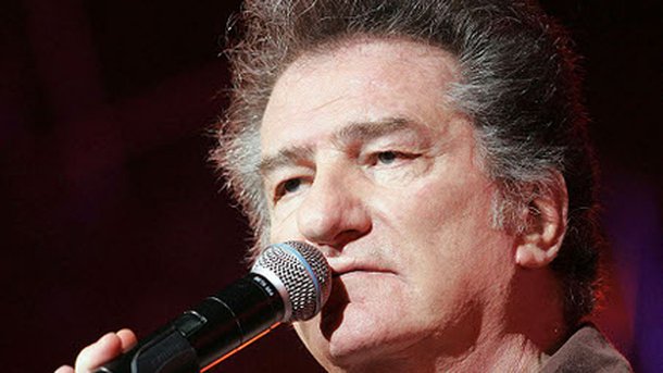 Eddy Mitchell de retour sur les planches