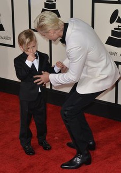 Justin Bieber et son frère  sur le tapis rouge des Grammy Awards 2016