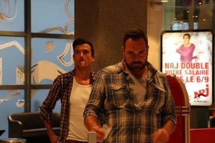 Mardi 26 août 2014 : Défi de Jeff et Julie en tube de colle