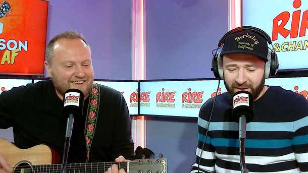 Humour - La drôle de chanson d'Oldelaf : MMA (en duo avec Yann Stotz)