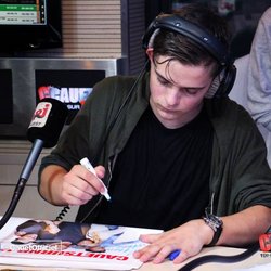 Vendredi 8 Avril avec Martin Garrix - C Cauet sur NRJ