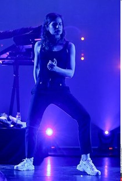 Concert Pop Love - Christine and the Queens