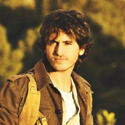 Mickael Miro (2)