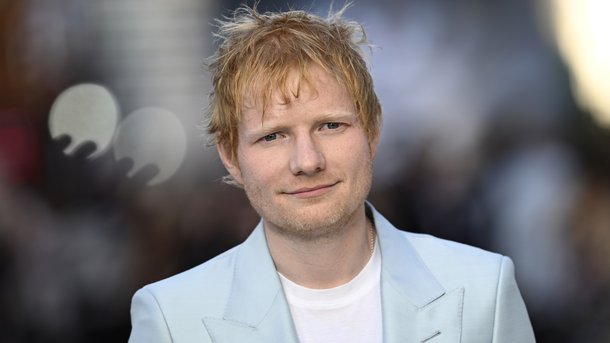 "Surprenez-moi" : Ed Sheeran invite ses fans à choisir les musiques du "Loop Tour 2026"