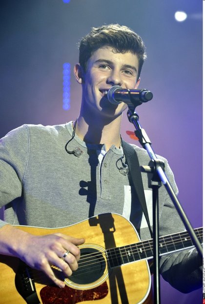 Shawn Mendes - NRJ Music Tour Beauvais 2016