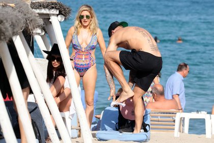 Ellie Goulding à Saint-Tropez
