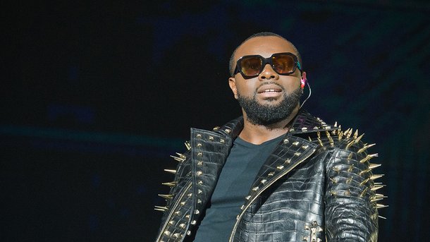 Gims papa: sa photo trop mignonne de lui sans lunette avec son bébé