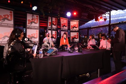 Selena Gomez à Paris chez Cauet