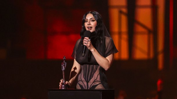 Brit Awards 2025 : Charli XCX est la "queen" de la soirée