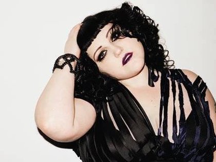 Beth Ditto sur tous les fronts