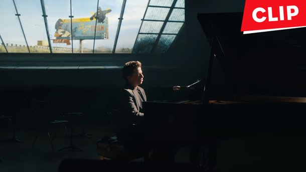 Charlie Puth partage «Free», la bande-originale du Disney «Le Seul et Unique Ivan»