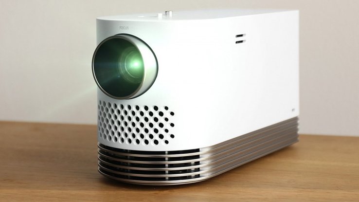 LG HF80J