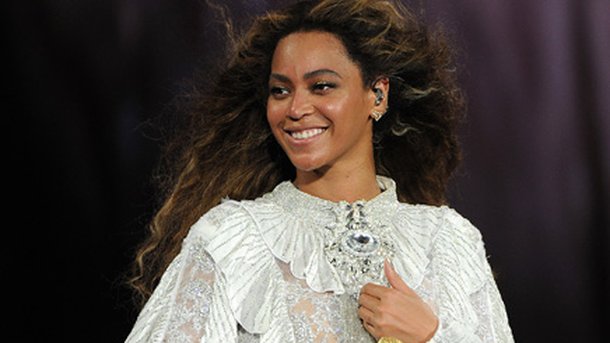 Beyoncé passe ses vacances en France avec sa famille!